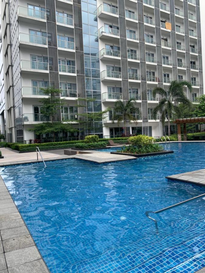 81 Newport Boulevard Cluster 4 - 8F Across Naia Airport, Terminal 3 帕赛 外观 照片